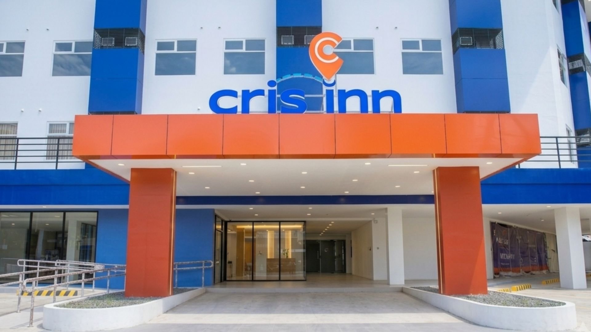 Cris Inn